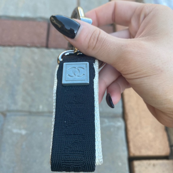 Chanel keychain - Picture 5 of 15